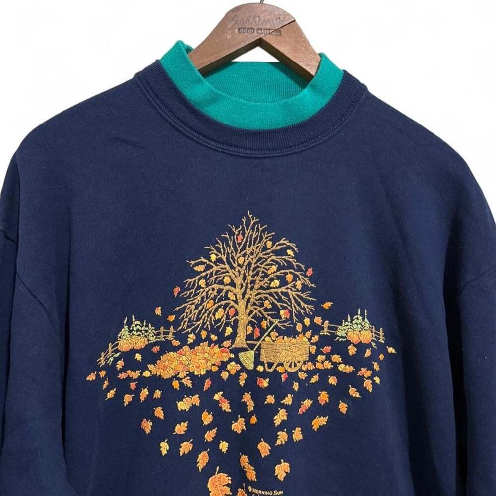 Morning Sun Vintage Autumn Tree Fall Leaves Mock Neck Sweatshirt